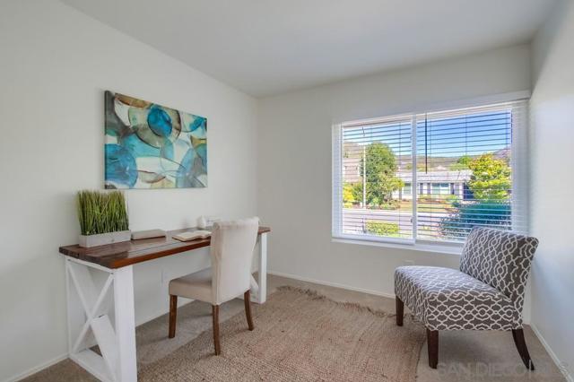 15034 Jenell St, Poway, California 92064, 4 Bedrooms Bedrooms, ,2 BathroomsBathrooms,Single Family Residence,For Sale,Jenell St,250032484SD