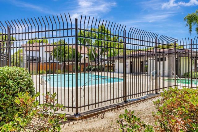 775 Williamsburg Way, Gilroy CA: https://media.crmls.org/mediaz/2d5ac298-5172-40ff-8d4a-f28030a3f37b.jpg