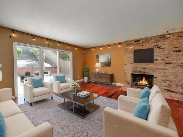 5909 Amend Road, El Sobrante CA: https://media.crmls.org/mediaz/2d5aeba0-c049-4ca2-ba04-ccb97a6676d1.jpg
