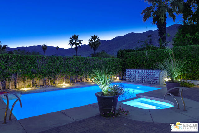 830 N Riverside Drive, Palm Springs CA: https://media.crmls.org/mediaz/2d5ba7e5-a26c-4bc4-8836-f0ff2b707f8f.jpg