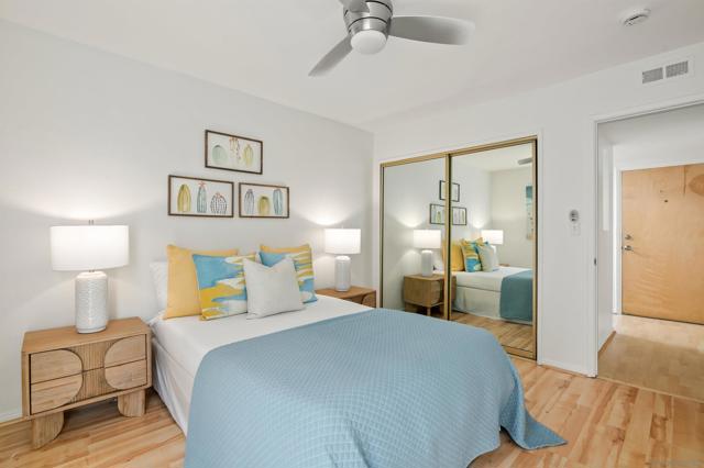 3920 Riviera Dr, Pacific Beach (San Diego) CA: https://media.crmls.org/mediaz/2d5c23f5-144a-4a68-a43d-d3ff9d2c1dfd.jpg