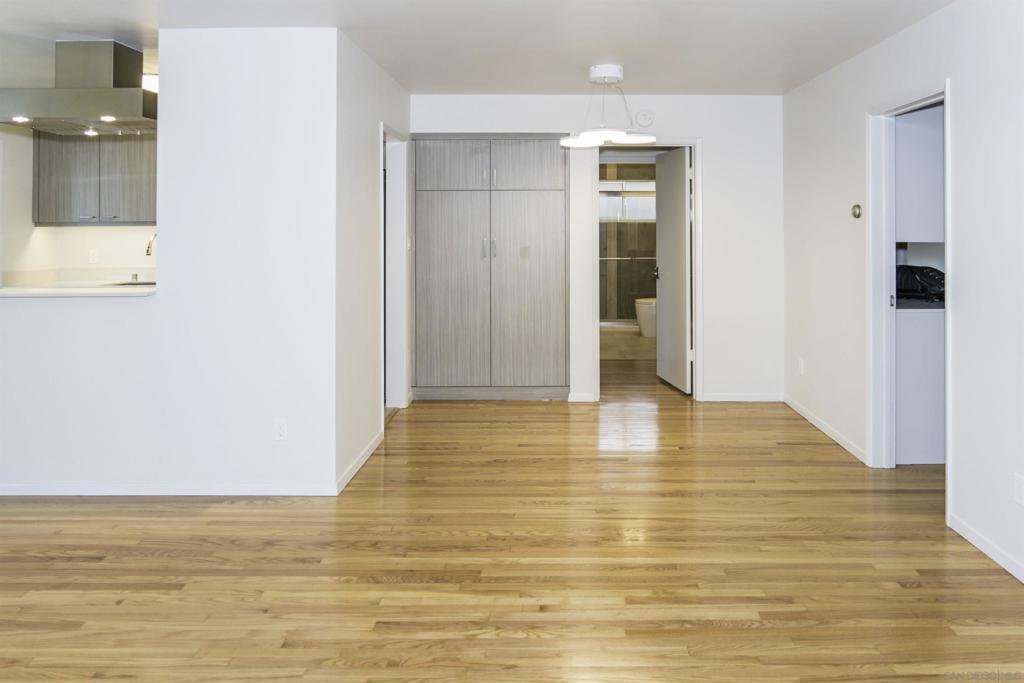 5367 La Jolla Blvd - photo 8