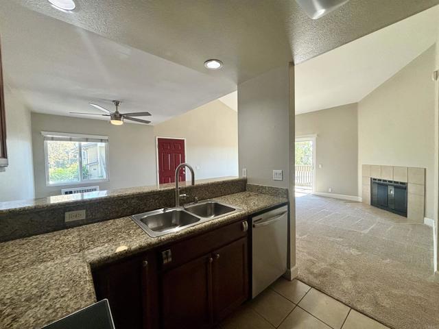 Detail Gallery Image 8 of 25 For 225 W El Norte Parkway #243,  Escondido,  CA 92026 - 2 Beds | 2 Baths