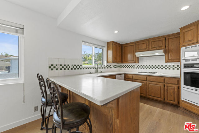 1711 Goodman Avenue, Redondo Beach CA: https://media.crmls.org/mediaz/2d5c9cf2-e12f-4f06-a5f7-2fcbbc89b7c7.jpg