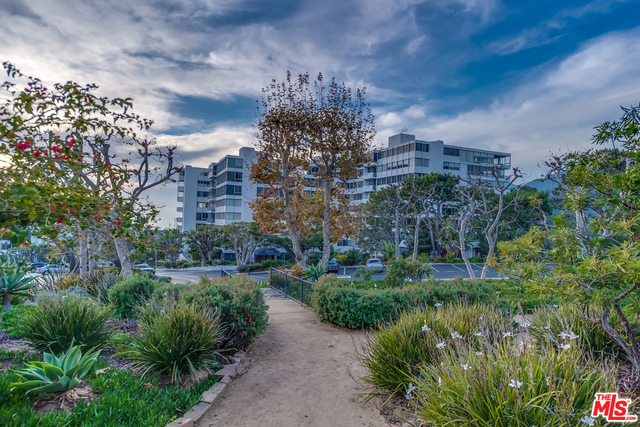 Drew Fenton | 17350 W SUNSET Pacific Palisades CA | MLS: 7320191