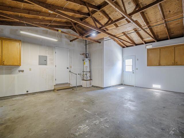 1221 Broadway, Santa Cruz CA: https://media.crmls.org/mediaz/2d5d0823-a2df-4867-954b-25beb2d769ac.jpg