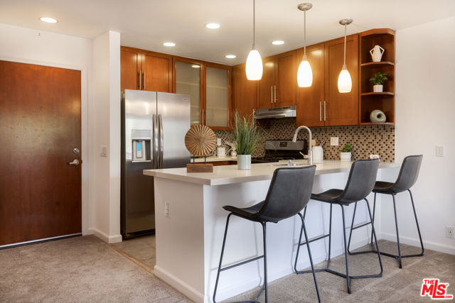 4702 Fulton Avenue, Sherman Oaks CA: https://media.crmls.org/mediaz/2d5d51fe-1e7d-4ec7-9d2a-d206b4a84f4b.jpg