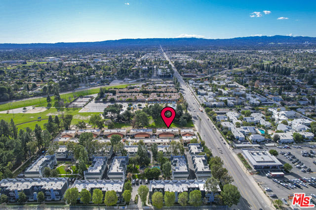 10126 Reseda Boulevard, 105 photo 5