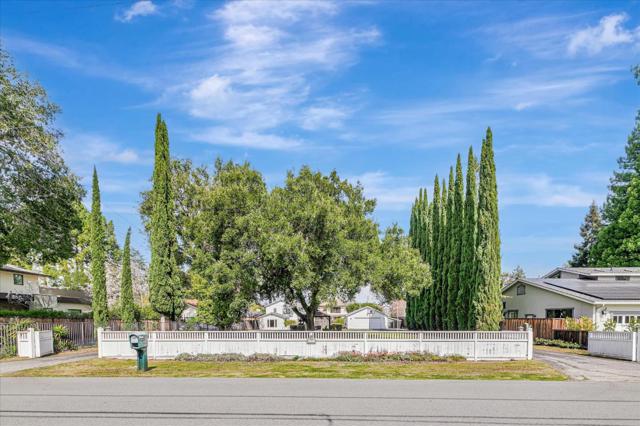 Image 24 of 30 For 871 Manor Way