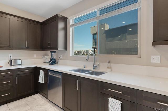 Detail Gallery Image 30 of 61 For 1812 Mint Terrace #UNIT 2,  Chula Vista,  CA 91915 - 4 Beds | 3/1 Baths