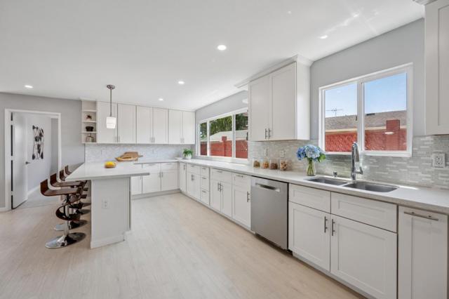 1633 Ark Street, San Mateo CA: https://media.crmls.org/mediaz/2d5eba3b-3566-436f-b8cd-792f4a96851b.jpg