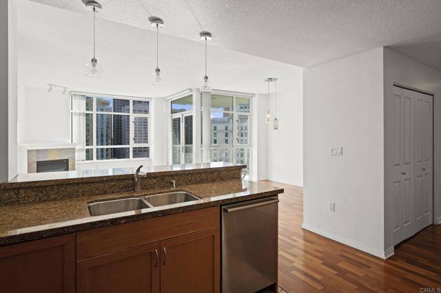 Detail Gallery Image 19 of 52 For 850 Beech St #1404,  San Diego,  CA 92101 - 2 Beds | 2 Baths