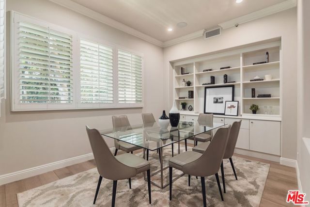 11500 San Vicente Boulevard, Los Angeles CA: https://media.crmls.org/mediaz/2d5f9b79-aba4-4e56-8a33-a9c1237eb535.jpg