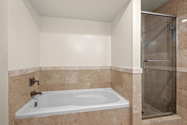 700 W E Street, San Diego CA: https://media.crmls.org/mediaz/2d5fa8ab-ba14-4626-aa4c-b9336b9b8d06.jpg