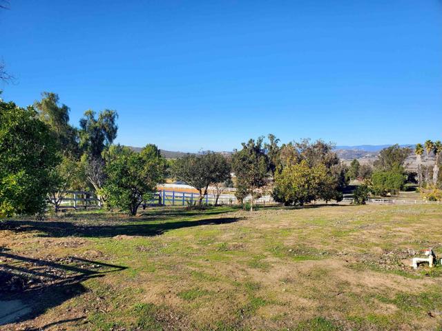 17910 Bluegrass Road, Ramona CA: https://media.crmls.org/mediaz/2d5fcc51-7b1e-47f9-a67b-9eedc2c539a7.jpg