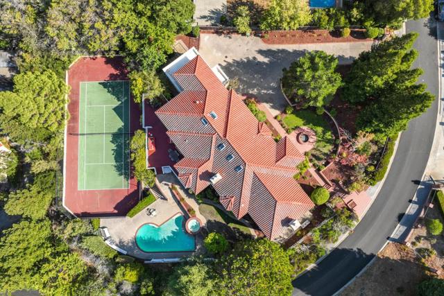 75 Eugenia Way, Hillsborough CA: https://media.crmls.org/mediaz/2d5fdb0c-7516-4ede-8588-ce0ee369a392.jpg