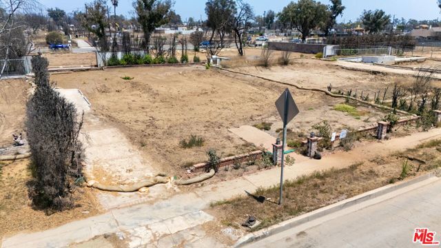 856 Toyopa Drive photo 7