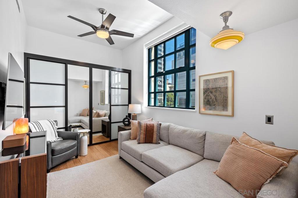 700 E St - photo 3