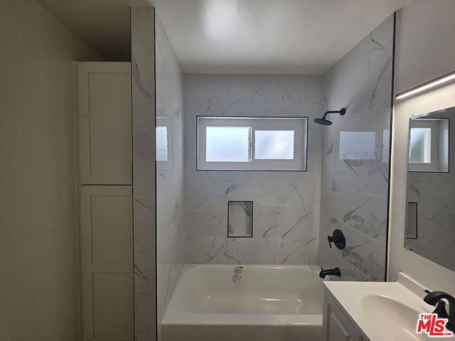 25226 Loytan Street, Torrance, California 90505, 1 Bedroom Bedrooms, ,1 BathroomBathrooms,Residential Lease,Sold,Loytan,25575813