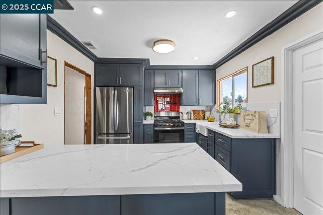 365 Pestana Pl, Livermore CA: https://media.crmls.org/mediaz/2d60bca2-b4bb-4b51-ac17-670512dd0464.jpg