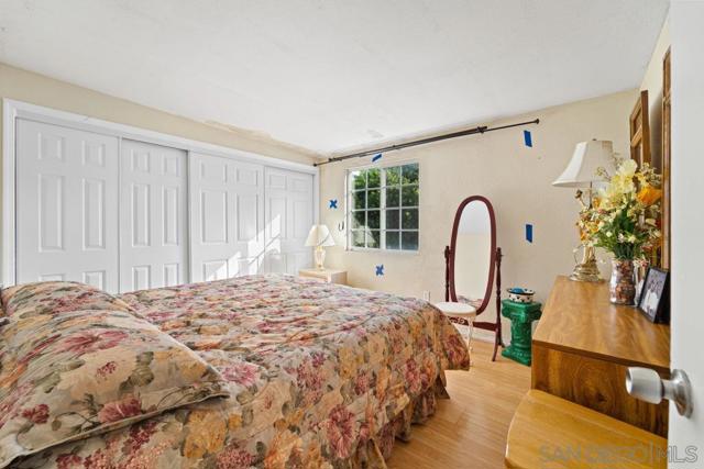 Image 17 of 30 For 6481 Viewpoint Drive