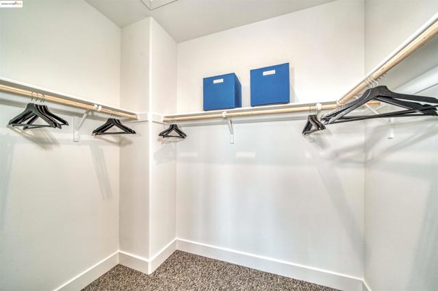 28973 Parkwood Lane, Hayward CA: https://media.crmls.org/mediaz/2d624610-2b01-4162-91d5-a53e76be49cc.jpg