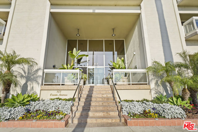 801 Ocean Avenue, Santa Monica CA: https://media.crmls.org/mediaz/2d62f213-c444-4cb9-9e00-05cd088a2d50.jpg