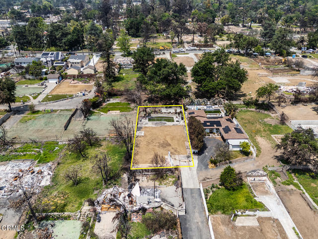 1137 E Mariposa St, Altadena CA: https://media.crmls.org/mediaz/2d6361e9-f444-481a-8aca-4494681a9584.jpg