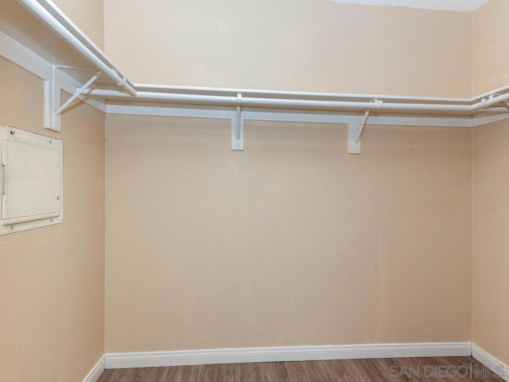 2094 Grand Ave - photo 16