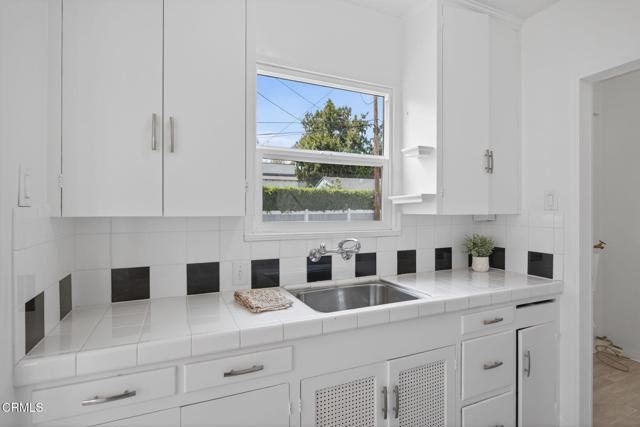 Detail Gallery Image 12 of 38 For 75 N Santa Rosa St, Ventura,  CA 93001 - 2 Beds | 1 Baths
