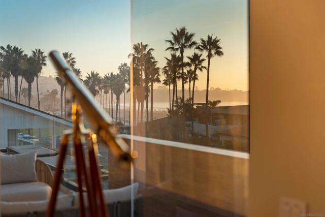 8477 El Paseo Grande, La Jolla CA: https://media.crmls.org/mediaz/2d660bc3-3825-4418-9aee-aa82085d1dcf.jpg