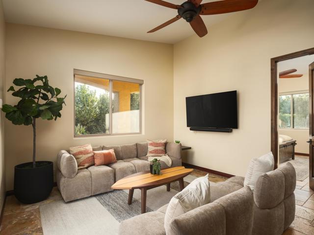 Image 21 of 39 For 15731 Via De Santa Fe