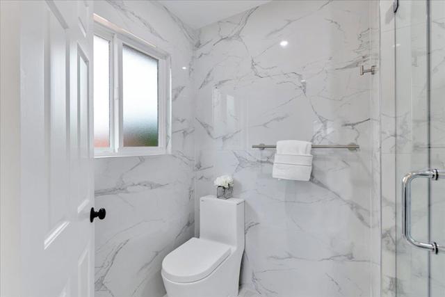 6586 Woodcliff Court, San Jose CA: https://media.crmls.org/mediaz/2d672809-ee41-42fb-b4f9-b46092d2870f.jpg