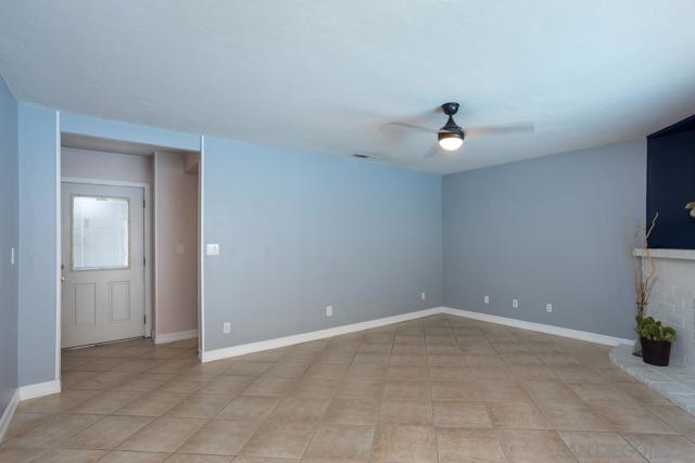 1187 Tangerine St, El Cajon CA: https://media.crmls.org/mediaz/2d676bb9-4104-4069-b437-74516f4899c5.jpg
