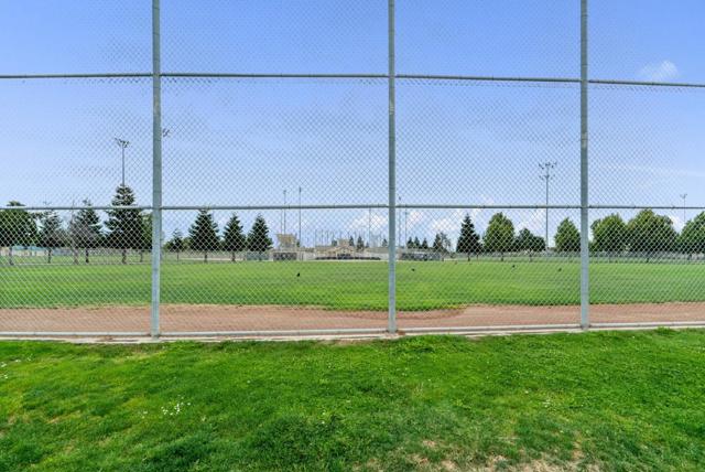 2632 Admiral Circle, Hayward CA: https://media.crmls.org/mediaz/2d68bc7a-943b-4b71-81fc-58e7e543d26c.jpg