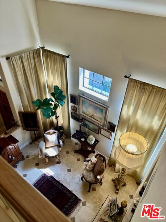 Image 11 of 47 For 471 Lorenzo Drive