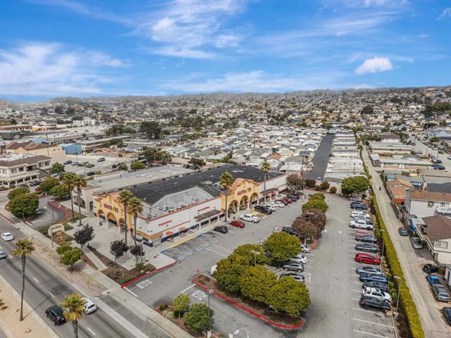 1146 Birch ave, Seaside CA: https://media.crmls.org/mediaz/2d6a4910-fc47-4f12-8780-d5ee3ea8abd7.jpg