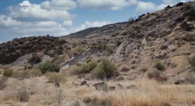 55455 Pipes Canyon, Pioneertown CA: https://media.crmls.org/mediaz/2d6ba3f1-0842-4ade-b9b7-bed989cbb368.jpg
