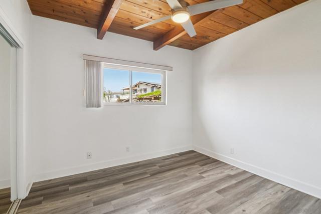 519 Stratford Ct, Del Mar CA: https://media.crmls.org/mediaz/2d6eac5b-c01f-410e-abd4-03fce0ffd5bc.jpg