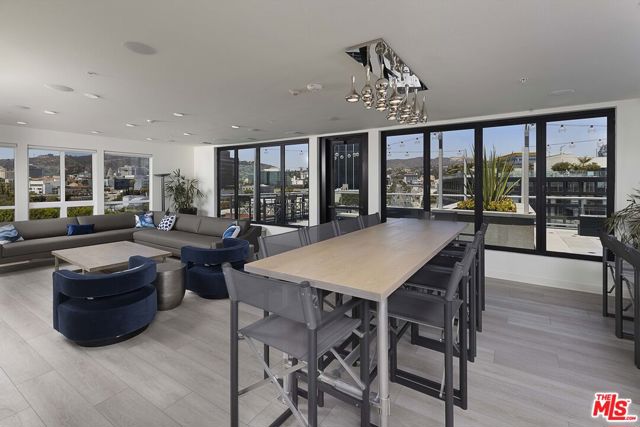 1331 N Cahuenga Boulevard, Los Angeles CA: https://media.crmls.org/mediaz/2d6fab2d-d871-4e73-8c33-199167a9fe3b.jpg