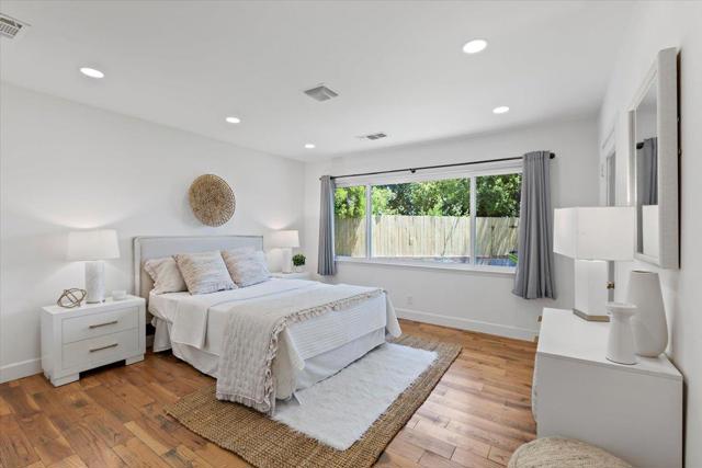 190 W San Martin Avenue, San Martin CA: https://media.crmls.org/mediaz/2d6ff36c-247d-4a0c-a621-391984f242ac.jpg