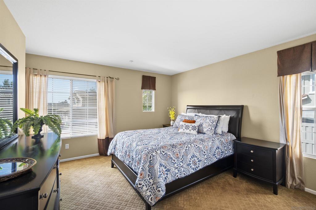 MLS #250041471SD image #37