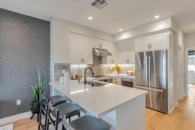 2870 Josephine Lane, Palo Alto CA: https://media.crmls.org/mediaz/2d704ad8-d9e9-4e0e-9159-6fa900540122.jpg