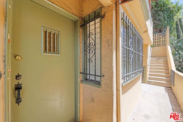 2461 McCready Avenue, Los Angeles CA: https://media.crmls.org/mediaz/2d713ce7-67a0-42af-a1df-1f757131513f.jpg