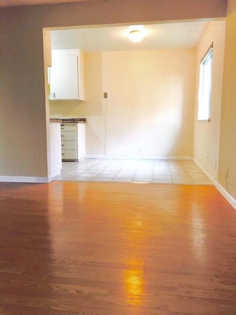 1719 Ross Circle, San Jose CA: https://media.crmls.org/mediaz/2d73b3e6-5e3e-4eda-b235-c11e78d46743.jpg