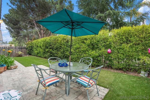 1150 ALOE CT., San Marcos CA: https://media.crmls.org/mediaz/2d73ebb9-b1e6-46de-ab95-425c303d0024.jpg