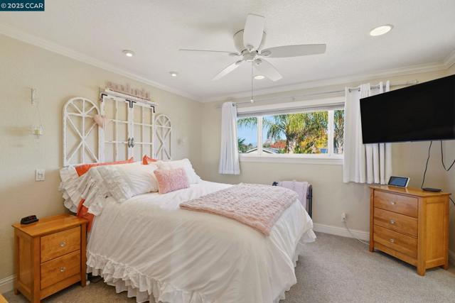 7519 Driftwood Way, Pleasanton CA: https://media.crmls.org/mediaz/2d742eee-b559-4ed3-b8d4-72448fe937e0.jpg