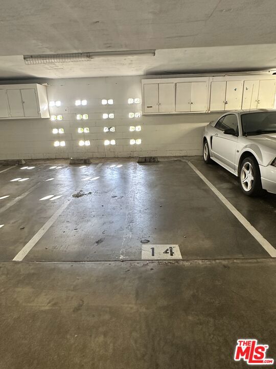 2 Panoramic Way, Berkeley CA: https://media.crmls.org/mediaz/2d747feb-5c96-46ba-ad7d-164cde57055f.jpg