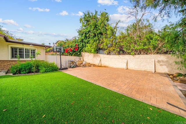 Image 38 of 49 For 10820 Dutton Drive