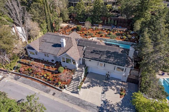 1110 Trinity Drive, Menlo Park CA: https://media.crmls.org/mediaz/2d7778fe-f5de-4e63-b707-2dec9f9b335b.jpg